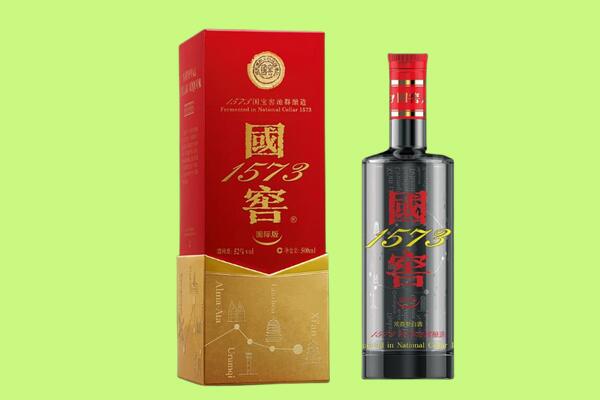 玉树市治多县回收国窖1573.jpg